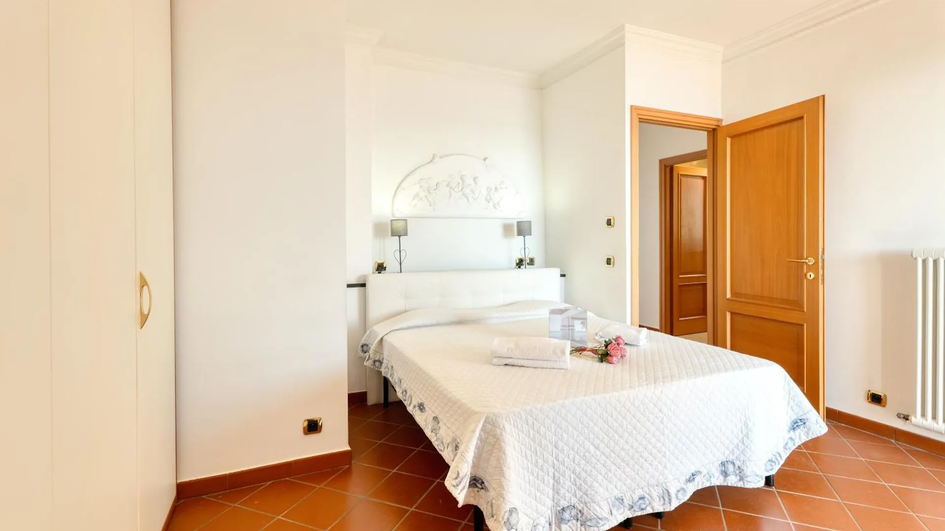 Private Pool Villa Beside Monaco Beausoleil